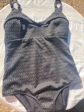 Seea lana Black One-Piece Swimsuit XL D-DD cup